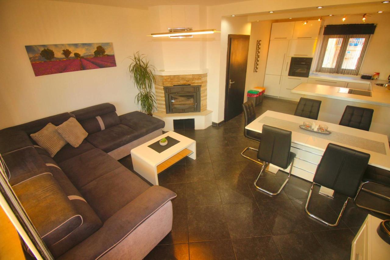 Apartment Martina Crikvenica Eksteriør billede
