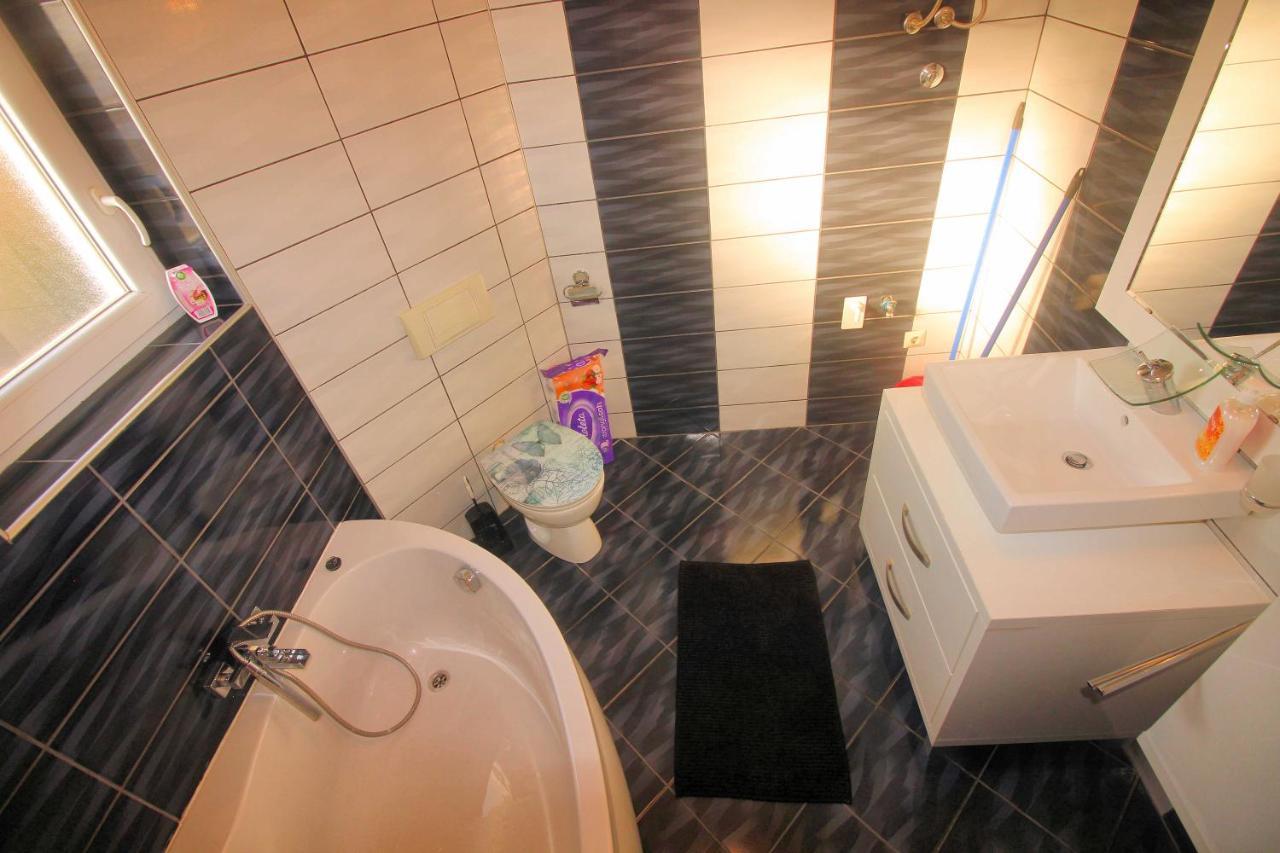 Apartment Martina Crikvenica Eksteriør billede